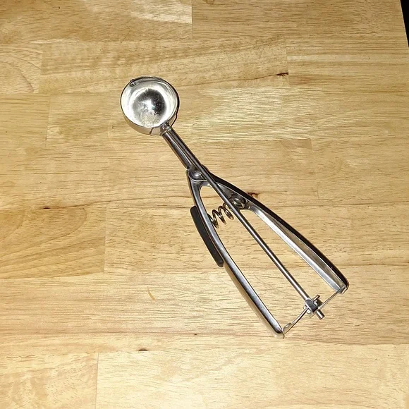 Crofton melon baller - Picture 2 of 3